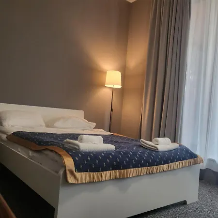 Bialoleka Premium - Free Parking & Wifi Hostel