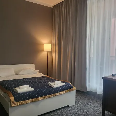 Hostel Bialoleka Premium - Free Parking & Wifi